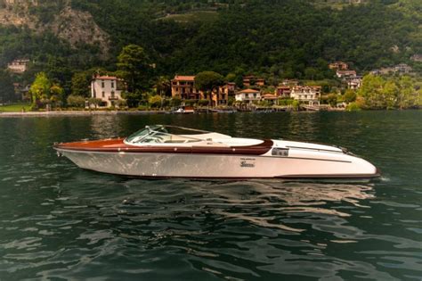 Riva Motor Yachts Aquariva Gucci boats for sale 